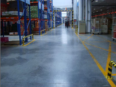 倉儲(chǔ)地坪解決方案